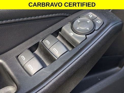 Certified 2023 Chevrolet Traverse LT FWD image 11