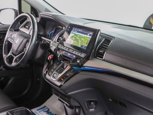 Used 2023 Honda Odyssey Touring image 28