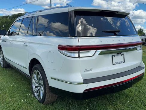 Used 2024 Lincoln Navigator L Reserve AWD/4WD image 5