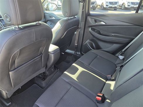 Used 2022 Buick Encore GX Select image 13