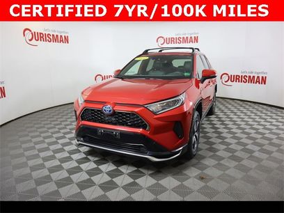 Used 2021 Toyota RAV4 SE w/ Weather & Moonroof Package