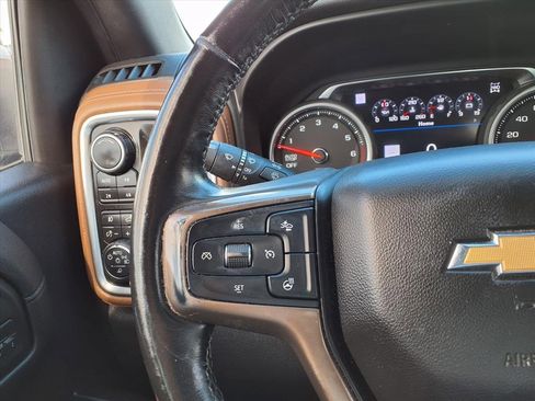 Used 2019 Chevrolet Silverado 1500 High Country w/ Technology Package image 36