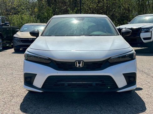 Used 2024 Honda Civic Sport image 3