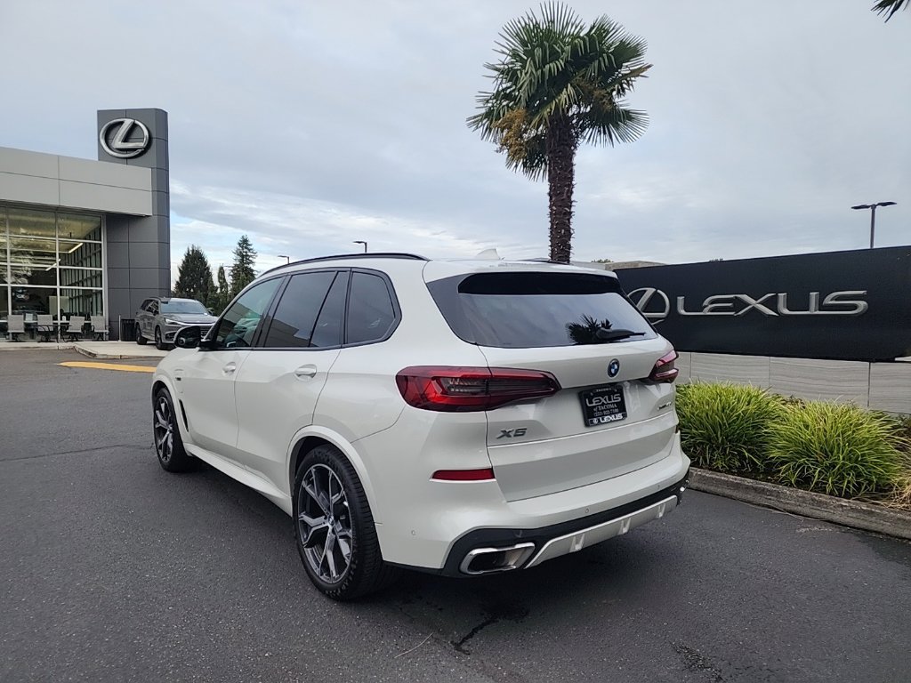 Used 2023 BMW X5 xDrive45e w/ M Sport Package AWD/4WD image 3