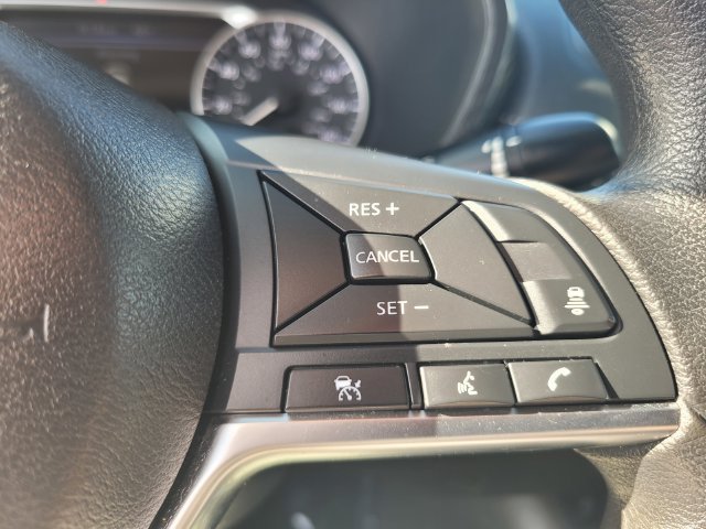 Used 2024 Nissan Sentra SV FWD image 27