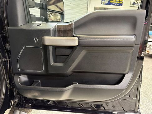Used 2021 Ford F250 Lariat w/ FX4 Off-Road Package AWD/4WD image 41