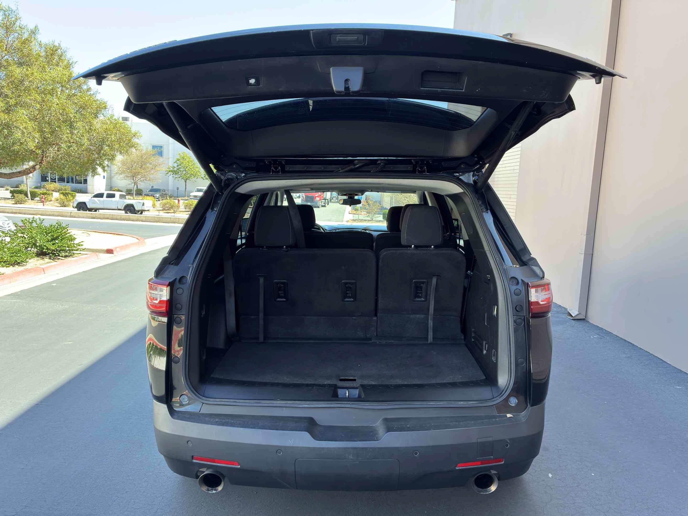 Used 2020 Chevrolet Traverse LT FWD image 54
