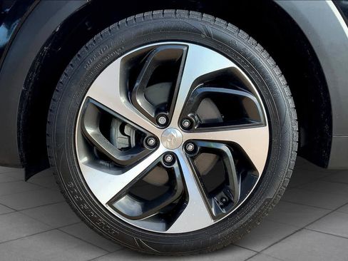 Used 2017 Hyundai Tucson Sport image 11