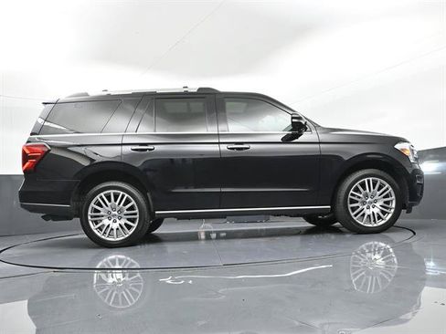 Used 2023 Ford Expedition Limited RWD image 40