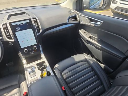 Certified 2024 Ford Edge SEL w/ Convenience Package AWD/4WD image 32