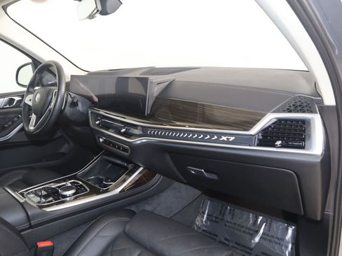 Used 2024 BMW X7 xDrive40i AWD/4WD image 49