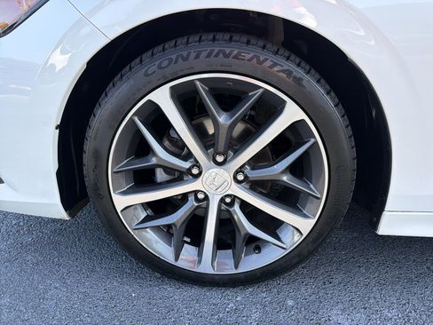 Used 2022 Honda Civic Touring image 9