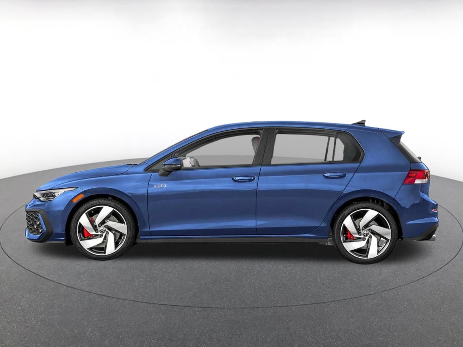 Used 2026 Volkswagen Golf S FWD image 3