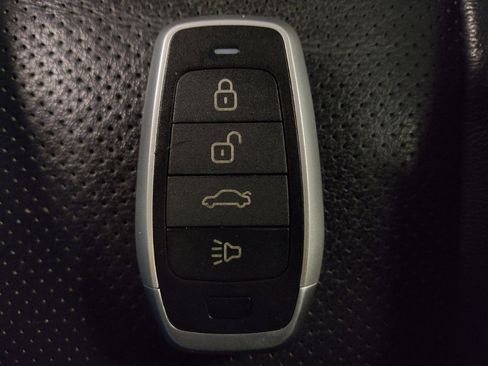 Used 2016 Nissan Murano SL AWD/4WD image 32
