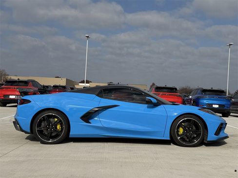 Certified 2022 Chevrolet Corvette 3LT image 3