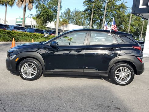 Used 2023 Hyundai Kona SE w/ Cargo Package image 8