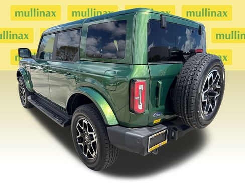 Used 2025 Ford Bronco Outer Banks image 9