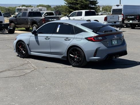 Used 2023 Honda Civic Type R image 6