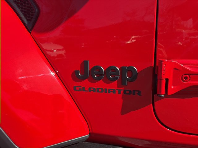 Used 2021 Jeep Gladiator Sport AWD/4WD image 11