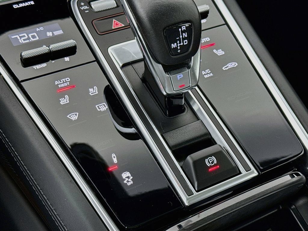 Certified 2023 Porsche Panamera Platinum Edition w/ Sport Chrono Package RWD image 22