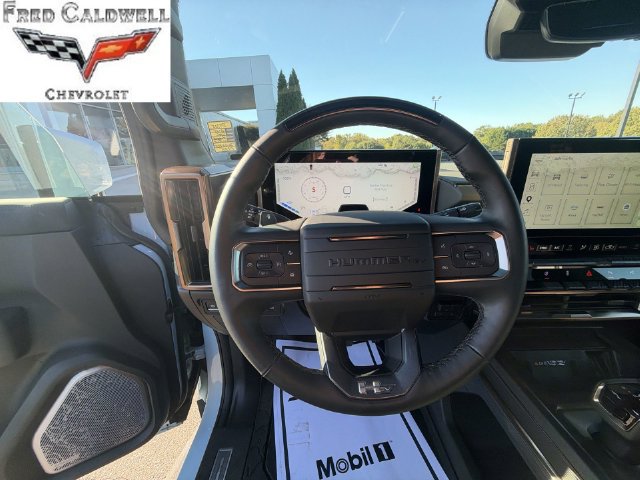 Used 2025 GMC Hummer EV 3X AWD/4WD image 17