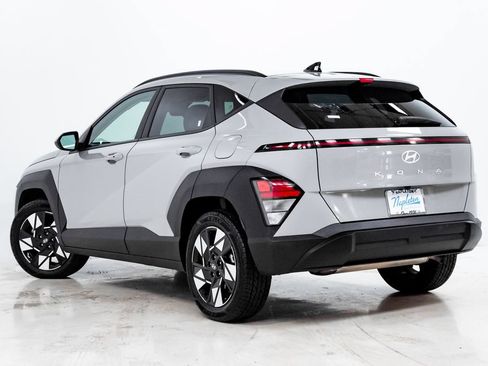 Used 2025 Hyundai Kona SEL FWD image 27