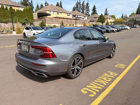 Used 2019 Volvo S60 T6 R-Design AWD/4WD image 4