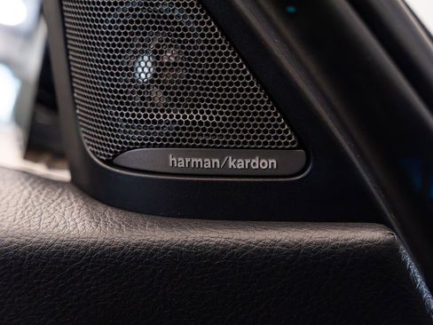 Used 2018 BMW M3 image 16