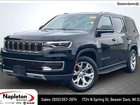 Used 2022 Jeep Wagoneer Series II AWD/4WD image 1