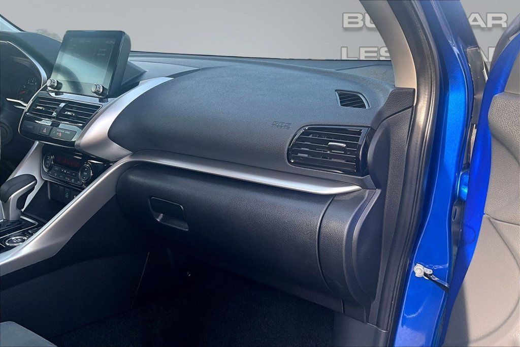 Used 2025 Mitsubishi Eclipse Cross SE AWD/4WD image 17