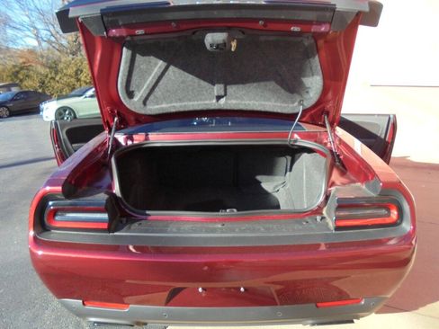 Used 2020 Dodge Challenger SRT Hellcat RWD image 35