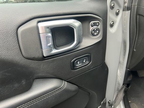 Certified 2021 Jeep Wrangler Unlimited Sahara image 14