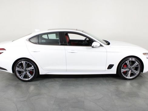 Used 2025 Genesis G70 2.5T w/ Sport Prestige Package image 13