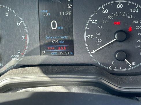 Certified 2025 Toyota Corolla LE image 30