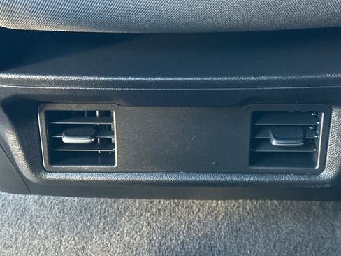 Used 2022 Chevrolet Silverado 1500 Custom image 15