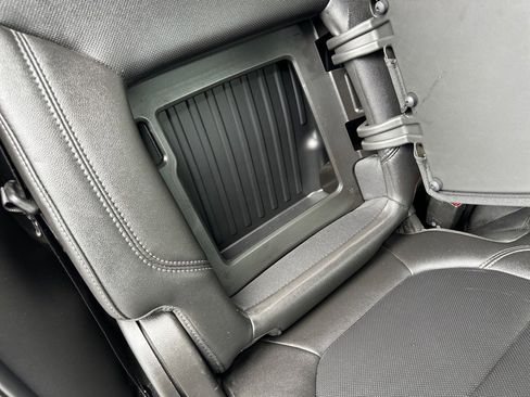 Used 2021 Chevrolet Silverado 1500 LTZ image 19