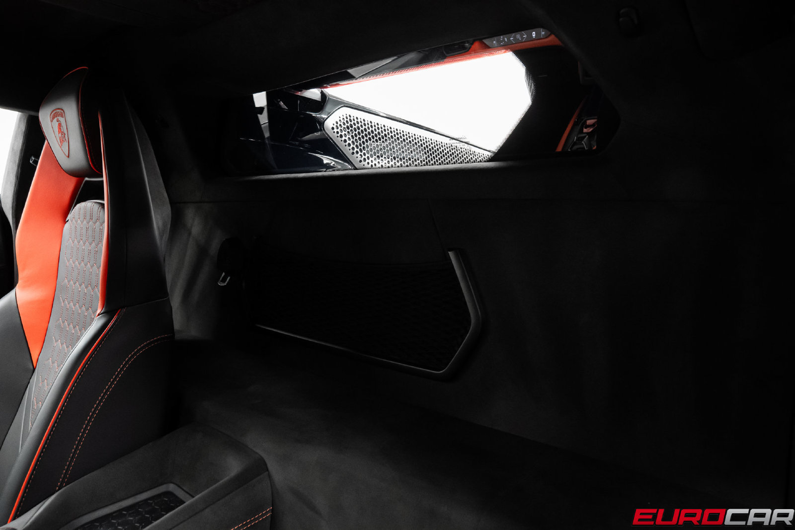 Used 2025 Lamborghini Revuelto AWD/4WD image 45
