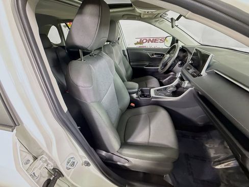 Certified 2024 Toyota RAV4 XLE w/ Convenience Package AWD/4WD image 32