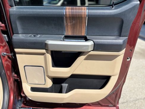 Used 2016 Ford F150 Lariat image 14