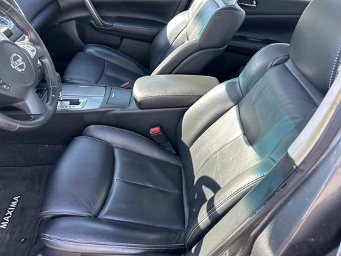 Used 2014 Nissan Maxima 3.5 SV w/ Sport Package image 16