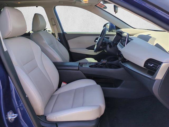 Used 2023 Nissan Rogue SV w/ SV Premium Package FWD image 21