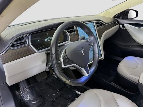 Used 2014 Tesla Model S P85 RWD image 9