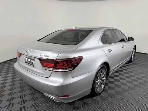 Used 2014 Lexus LS 460 w/ Comfort Package RWD image 8
