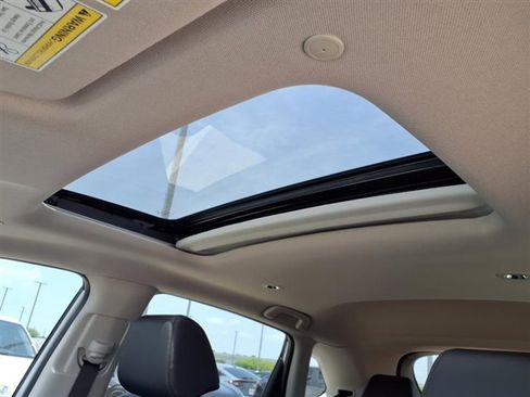 New 2026 Honda HR-V EX-L image 6