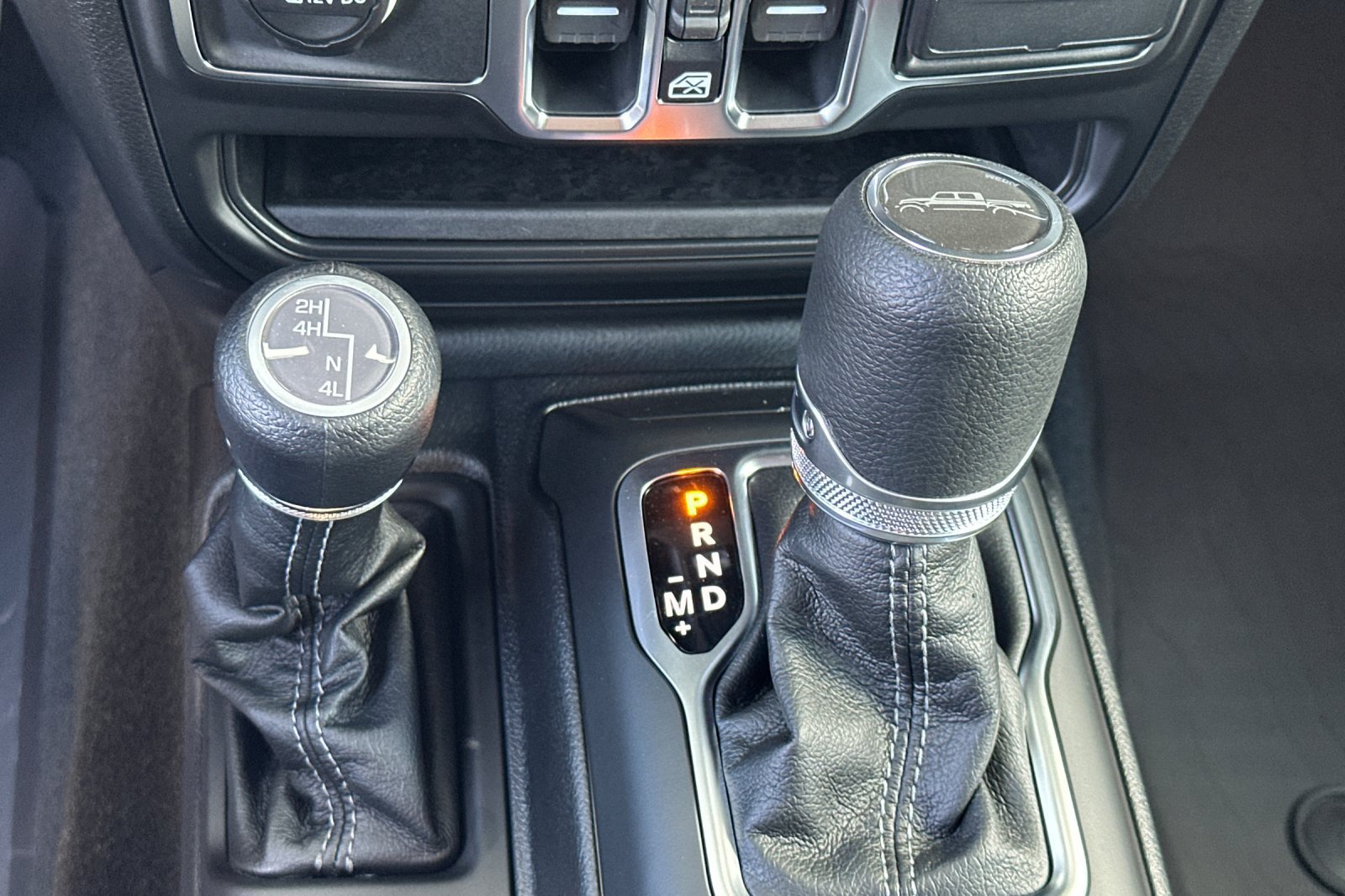 New 2026 Jeep Gladiator Sport AWD/4WD image 20