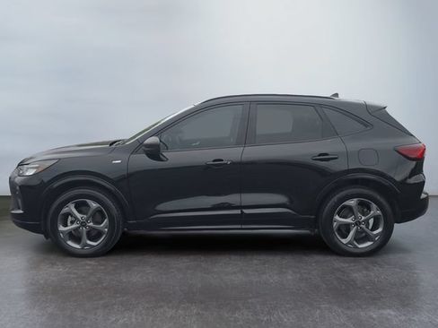Used 2024 Ford Escape ST-Line w/ Tech Pack #1 AWD/4WD image 2