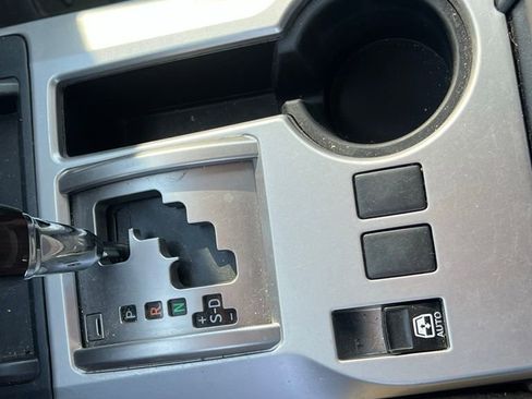 Used 2014 Toyota 4Runner Limited image 28