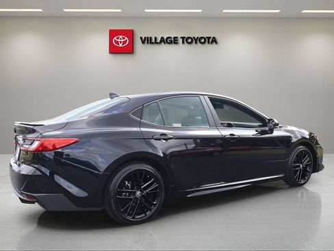 Certified 2026 Toyota Camry SE w/ Convenience Package FWD image 5