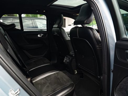 Used 2021 Volvo XC40 P8 Recharge w/ Advanced Package AWD/4WD image 24