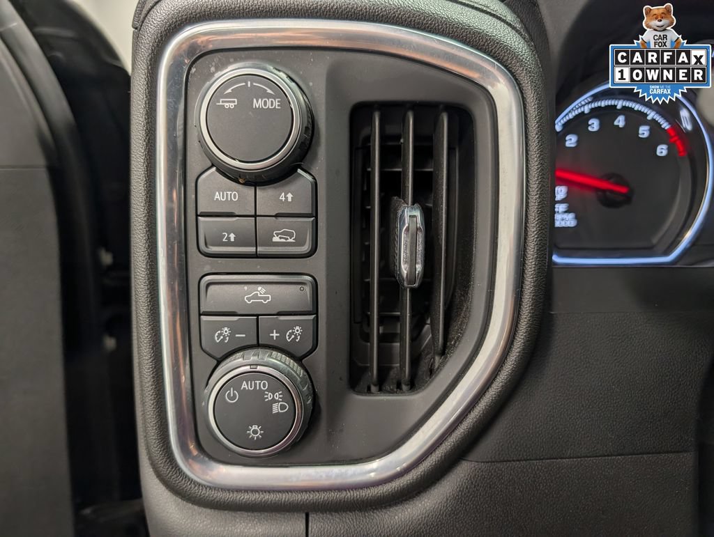 Used 2022 Chevrolet Silverado 1500 LT w/ Convenience Package II AWD/4WD image 37
